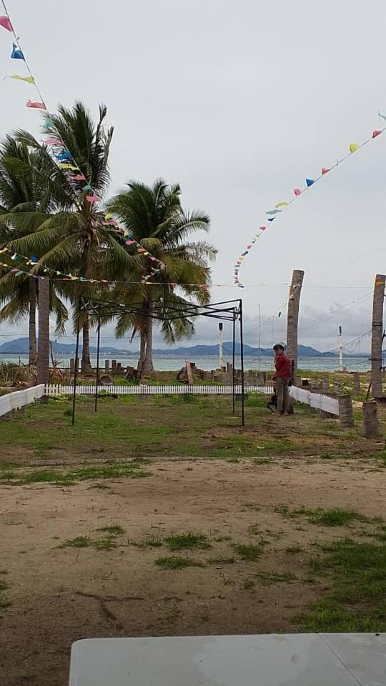 דירות סמפורנה Sebangkat Island Tun Sakaran Marine Park מראה חיצוני תמונה