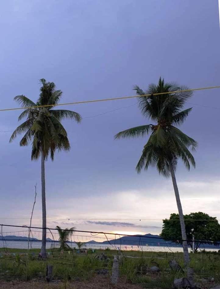 דירות סמפורנה Sebangkat Island Tun Sakaran Marine Park מראה חיצוני תמונה